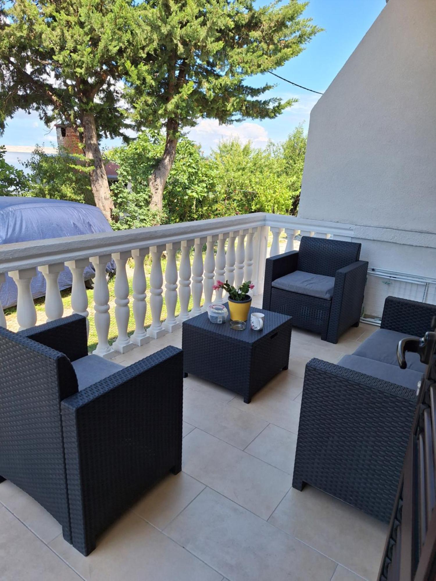 Apartamento Kuca Za Odmor Coccoli Karlobag Exterior foto